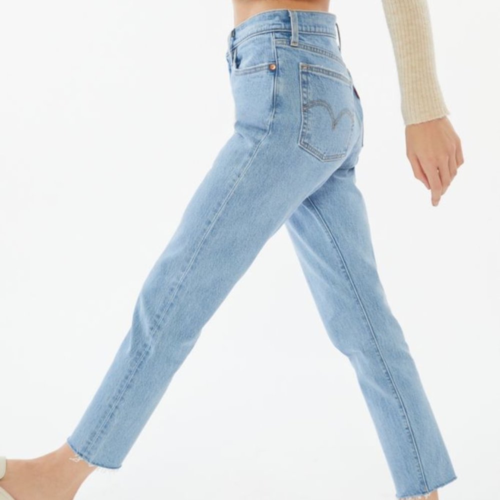 LEVIS WEDGIE ICON JEAN